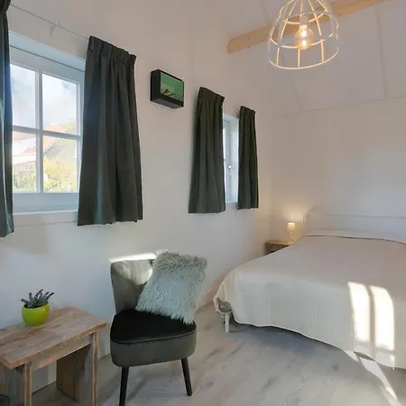 Bed En Brood Donna